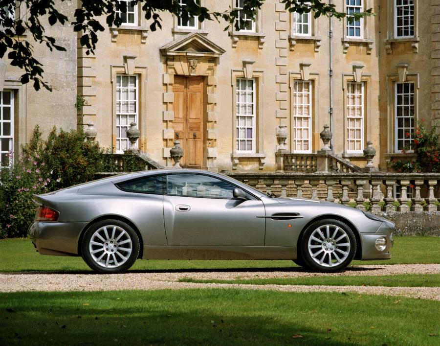  Aston Martin V12 Vanquish 2001 года  (WW) (фото 7 из 24)